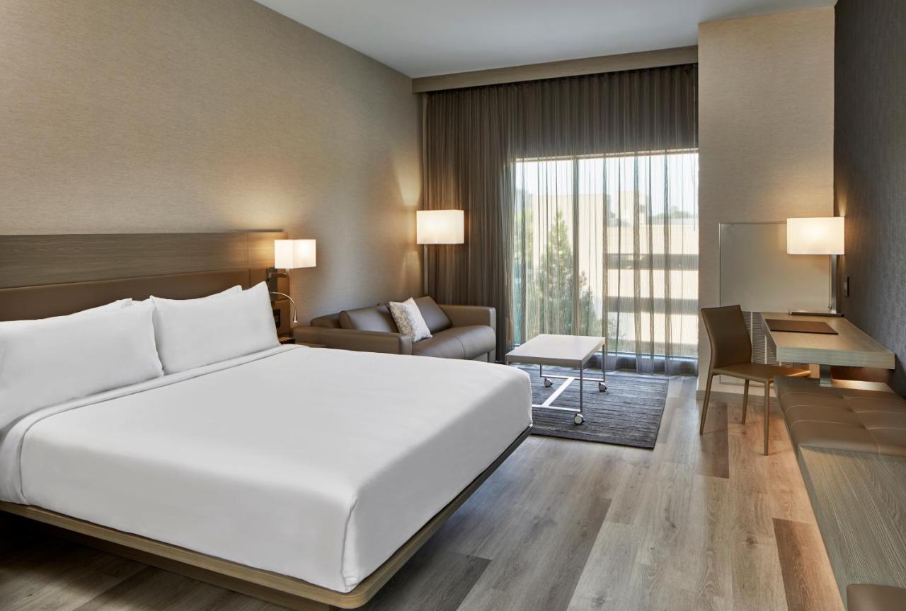 Ac Hotel By Marriott Durham Duke University 외부 사진