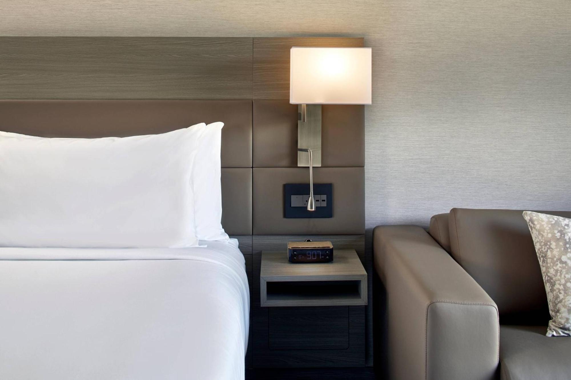 Ac Hotel By Marriott Durham Duke University 외부 사진